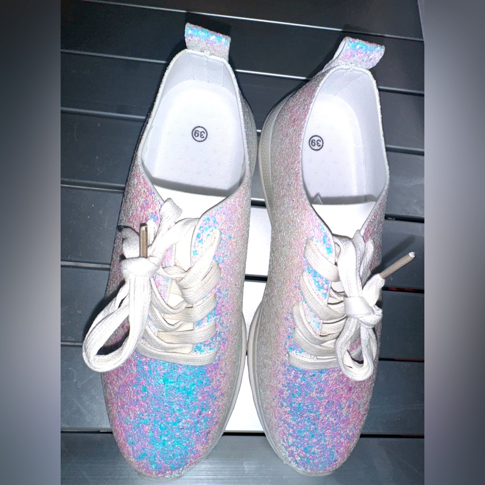 Women’s Sparkly Sneakers